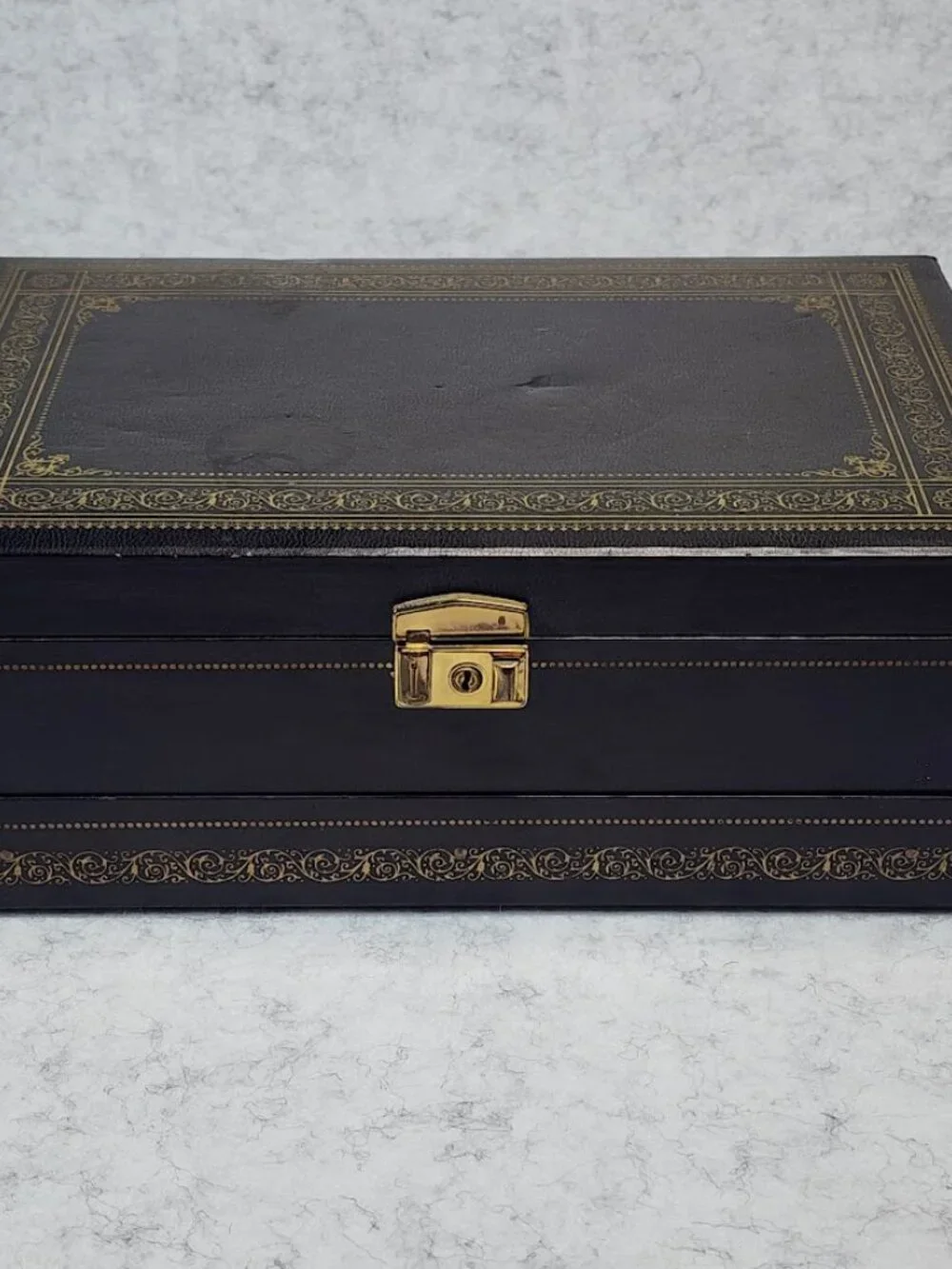 N/A vintage three